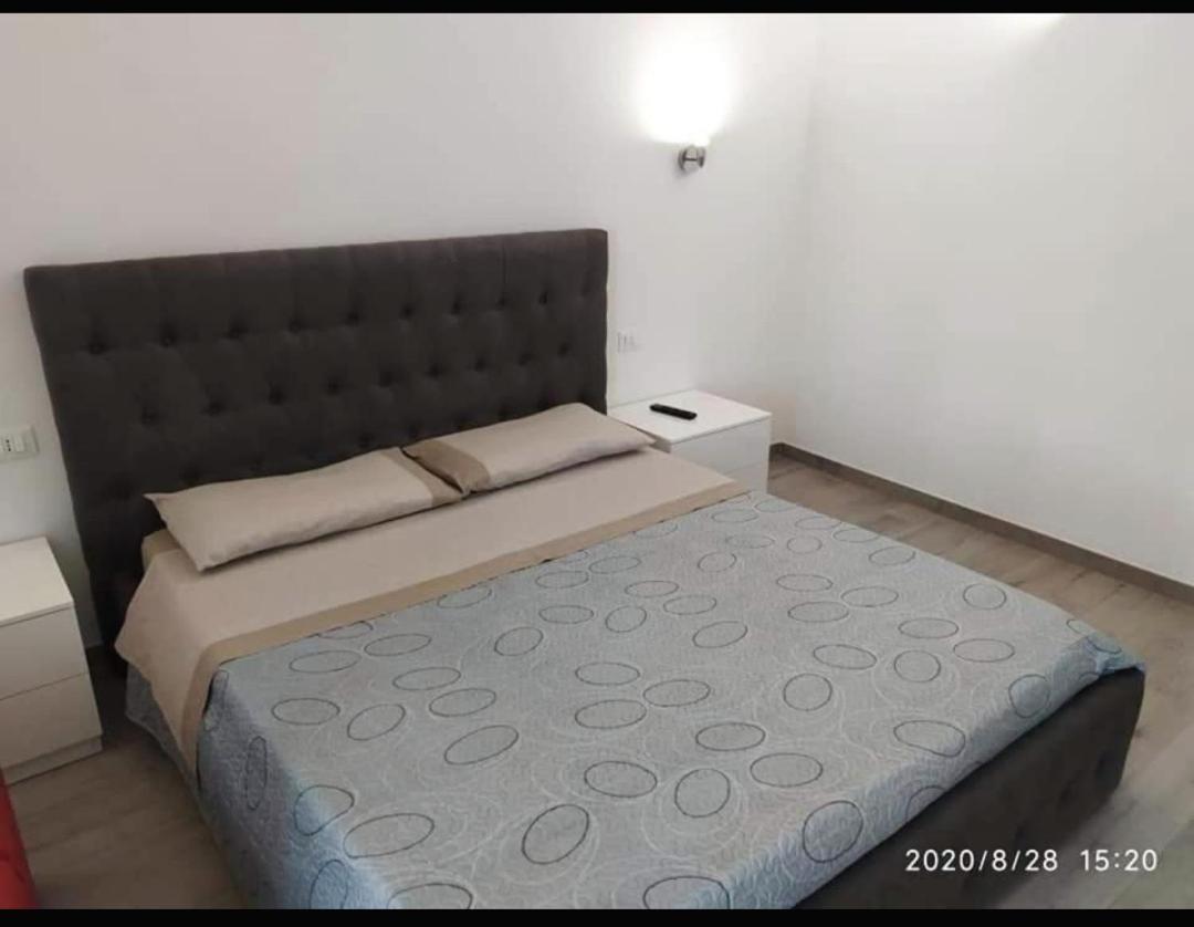 Casa Vacanze Dany Taranto Exterior foto